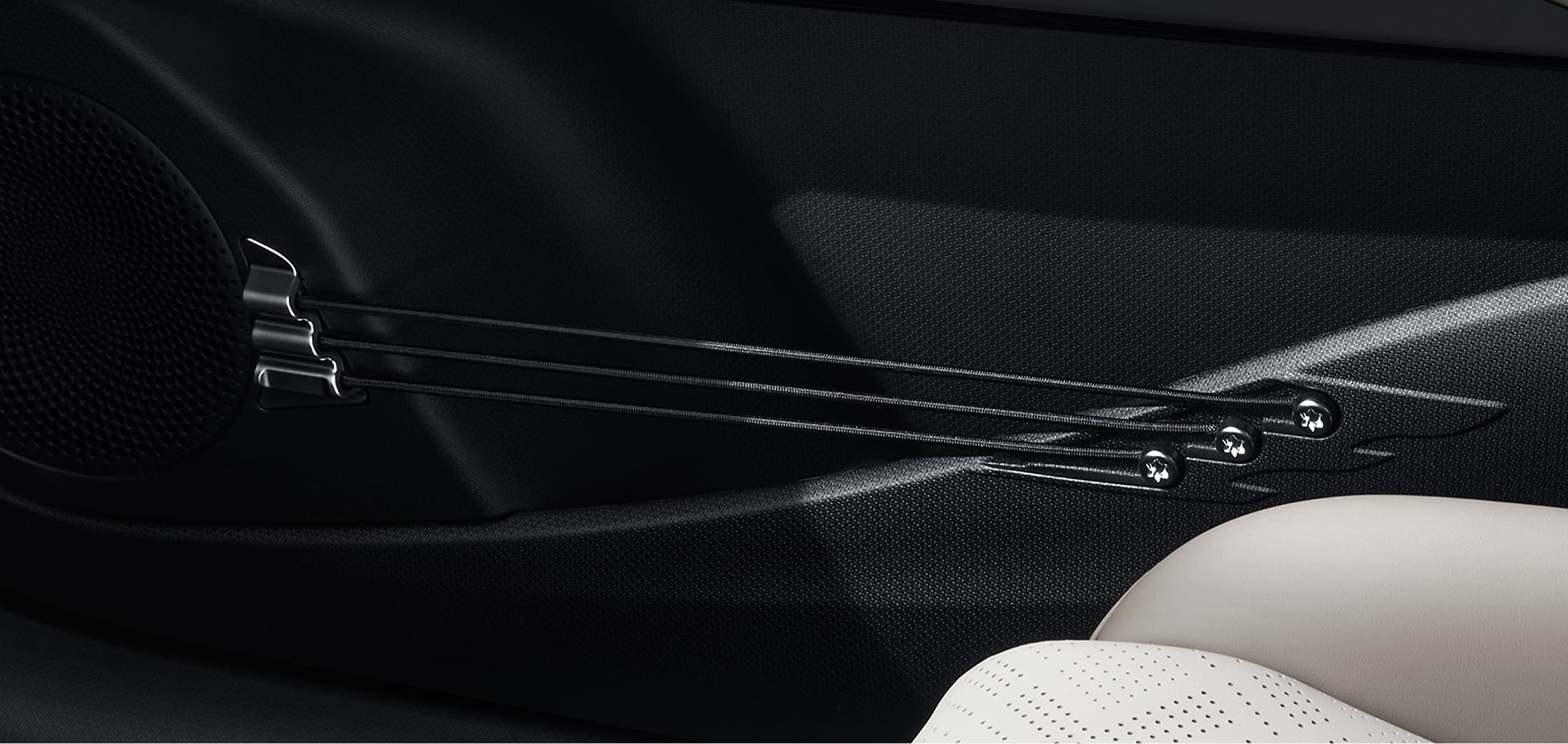 BYD atto3 도어 수납 공간